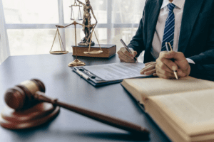 How to Find a Reliable English Speaking Lawyer in Istanbul (2026 Guide)